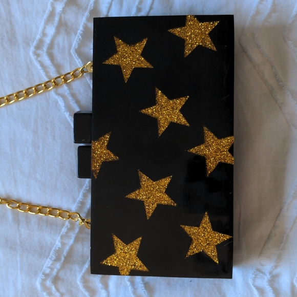 ⭐LuLu Box Clutch/Purse⭐ - Picture 1 of 7